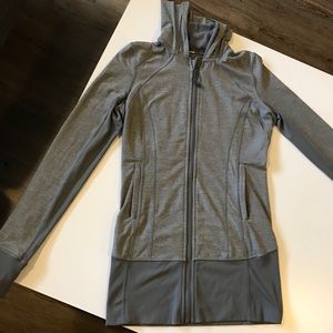 Lululemon grey sweatshirt